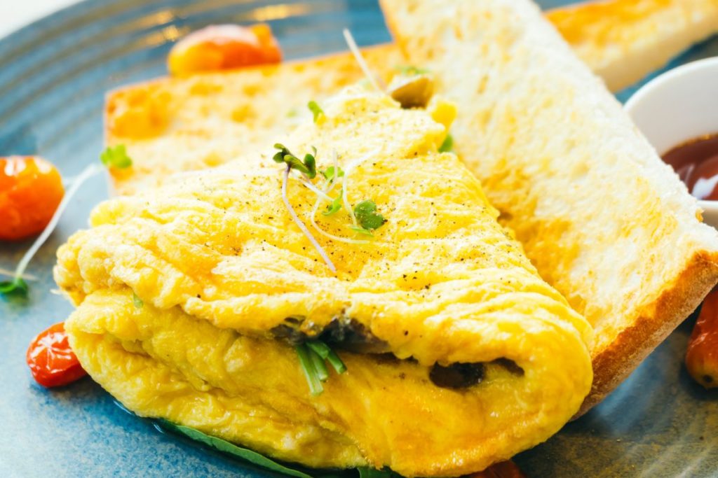 Omelete de queijo simplicidade e sabor 