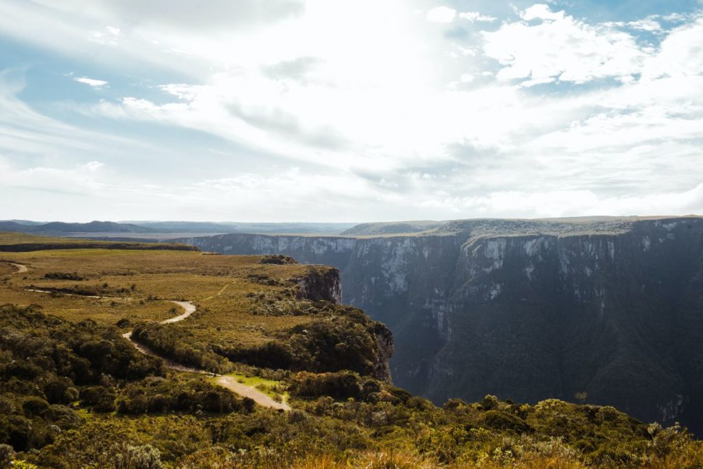 Trilhas e trekking cachoeiras encantadoras